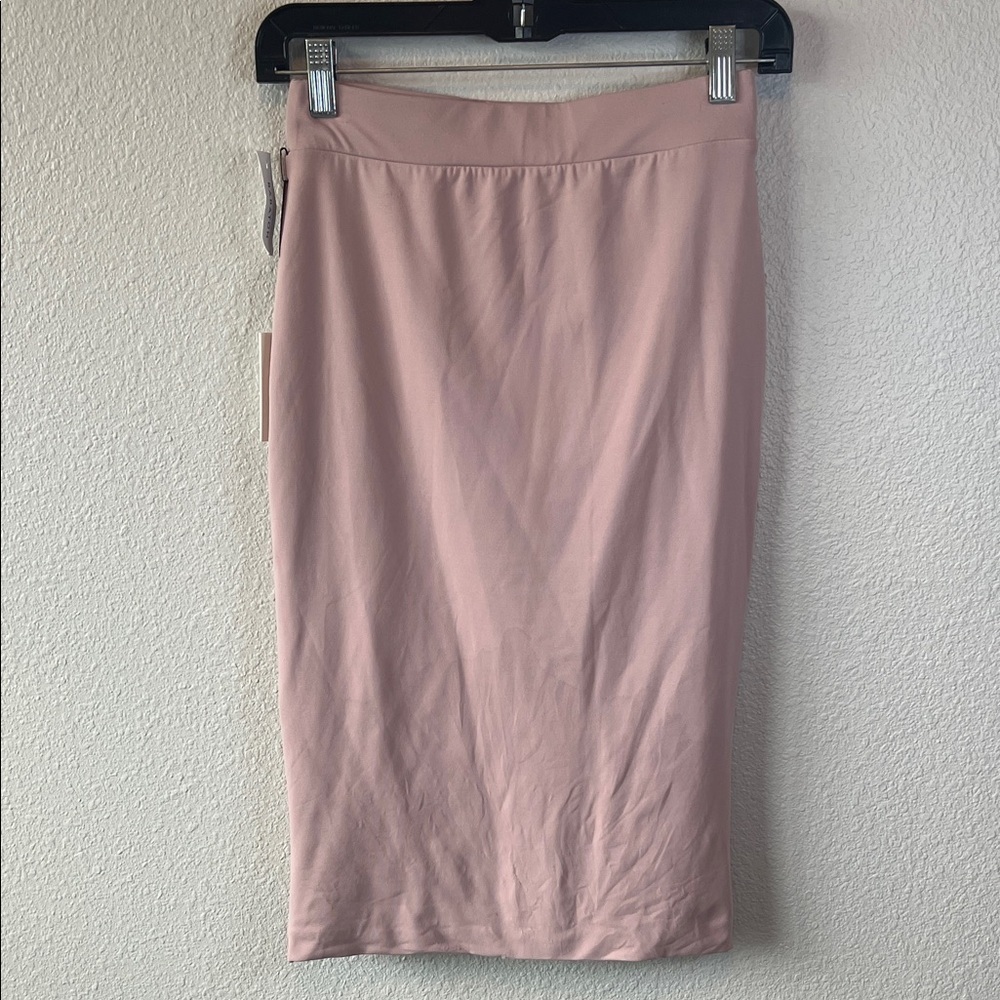 Aritzia Babaton Contour Pencil Skirt Mauvedust NWT *Flawed